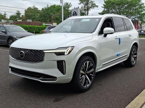 2026 Volvo XC90 B6 Core