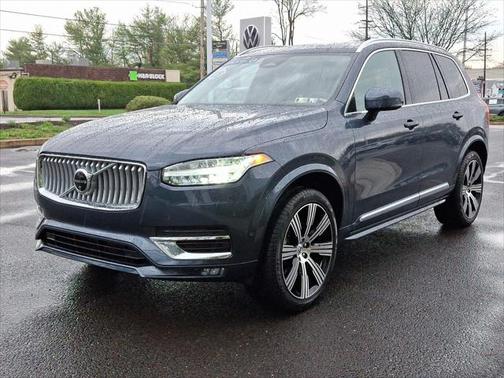 2025 Volvo XC90 B6 Plus 7-Seater