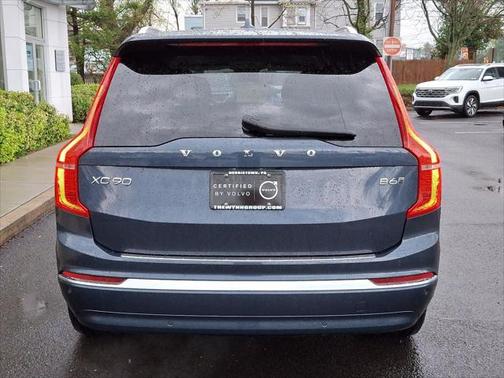 2025 Volvo XC90 B6 Plus 7-Seater