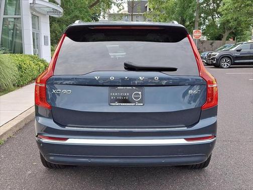 2025 Volvo XC90 B6 Plus 7-Seater