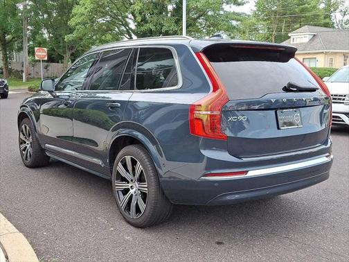 2025 Volvo XC90 B6 Plus 7-Seater