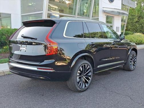 2026 Volvo XC90 B6 Plus 7-Seater