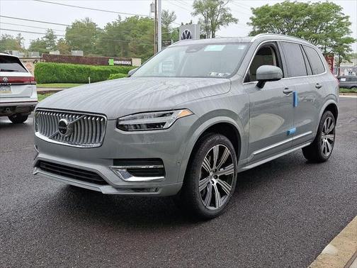 2025 Volvo XC90 B6 Ultra