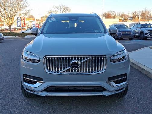 2025 Volvo XC90 Plug-In Hybrid T8 Ultra 7-Seater