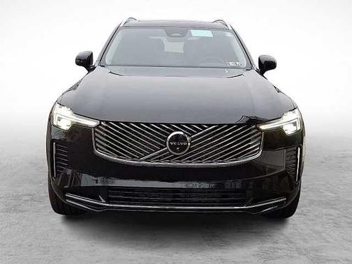 2025 Volvo XC90 Plus