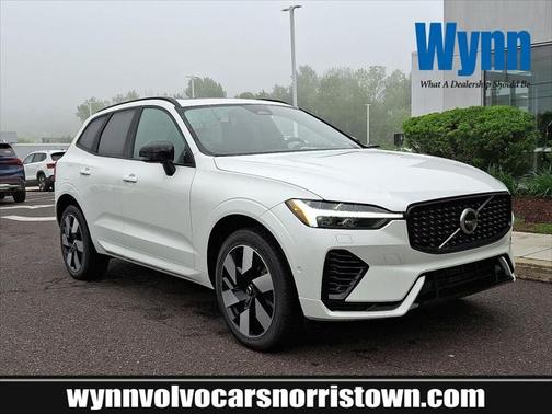 2025 Volvo XC60 Plug-In Hybrid T8 Plus