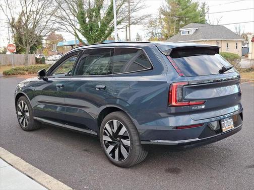 2025 Volvo EX90 Twin Motor Performance Ultra