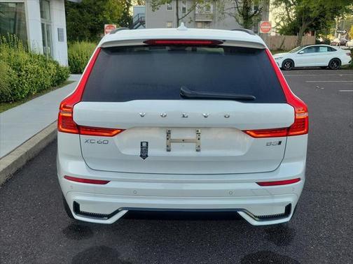 2025 Volvo XC60 B5 Core