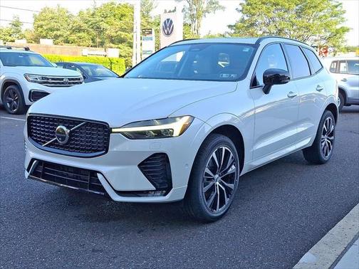 2025 Volvo XC60 Plus
