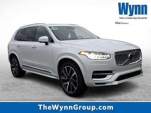 2022 Volvo XC90 