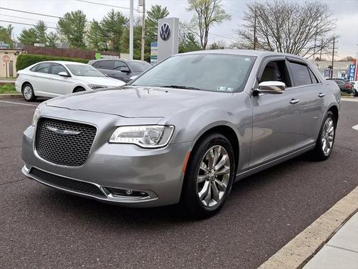 2018 Chrysler 300 Limited