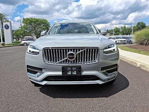 2024 Volvo XC90 Core