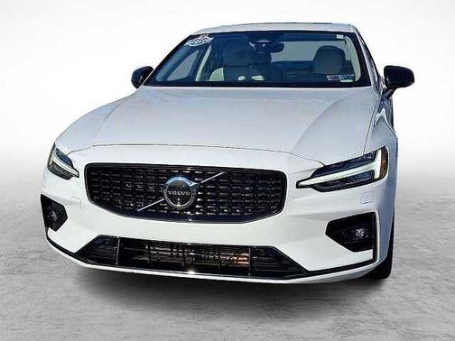 2024 Volvo S60 Plus
