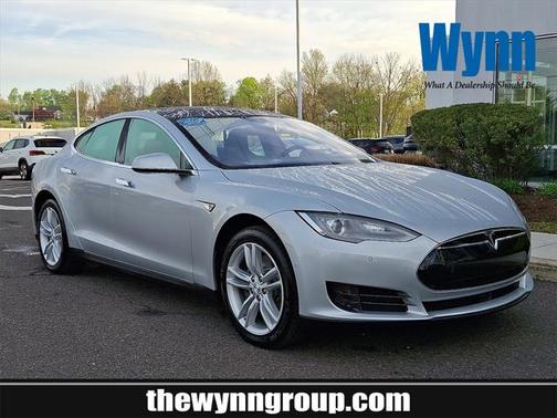 2015 Tesla Model S 85D