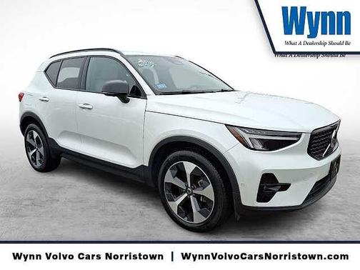 2023 Volvo XC40 Plus