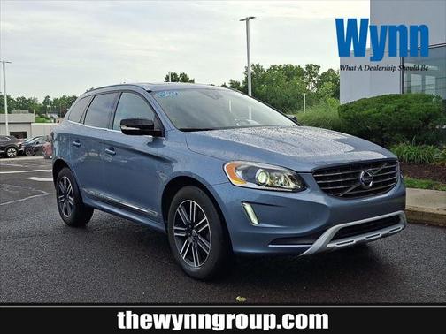 2017 Volvo XC60 T5 Dynamic