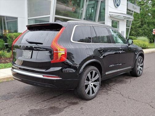 2025 Volvo XC90 B6 Plus 6-Seater