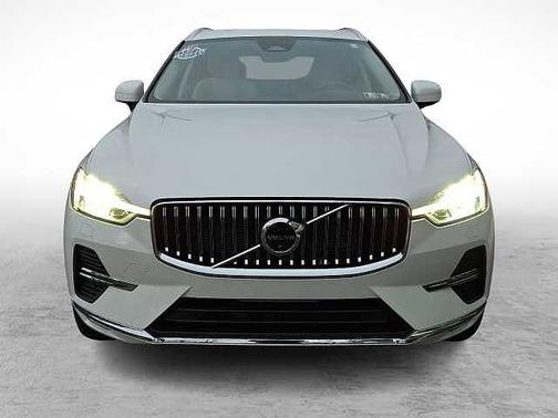 2023 Volvo XC60 Plus