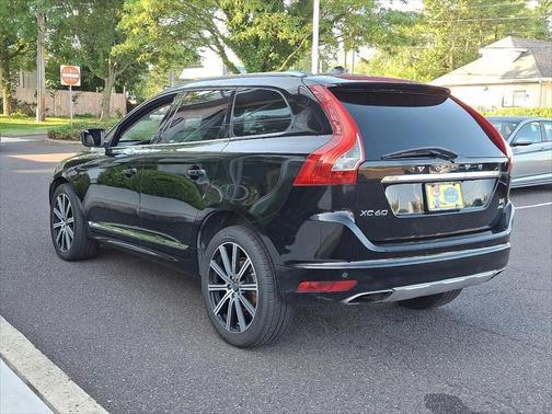 2015 Volvo XC60 T6 Premier Plus