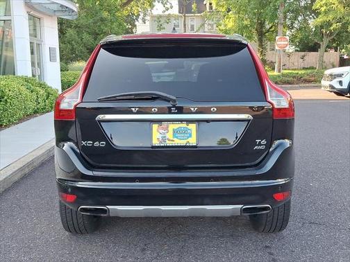 2015 Volvo XC60 T6 Premier Plus