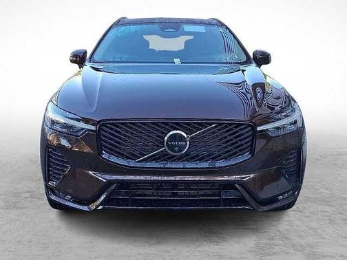 Mulberry Red 2026 Volvo XC60 Plus