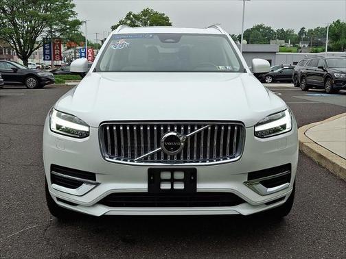 2024 Volvo XC90 Recharge Plug-In Hybrid T8 Plus Bright Theme 7-Seater