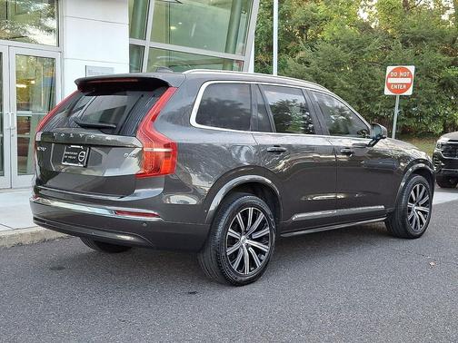 2024 Volvo XC90 B6 Plus Bright Theme 7-Seater