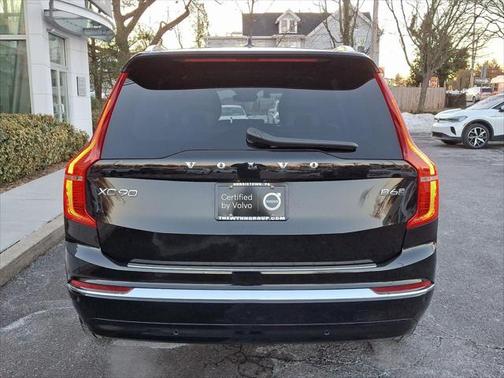 2025 Volvo XC90 B6 Plus 7-Seater
