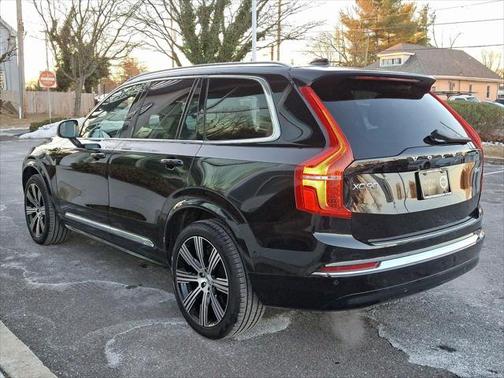 2025 Volvo XC90 B6 Plus 7-Seater