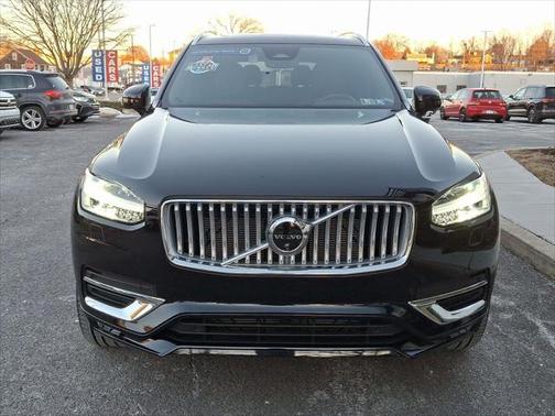 2025 Volvo XC90 B6 Plus 7-Seater