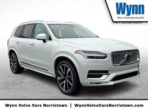 2023 Volvo XC90 Plus