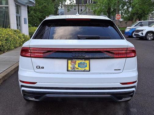 2021 Audi Q8 55 Prestige