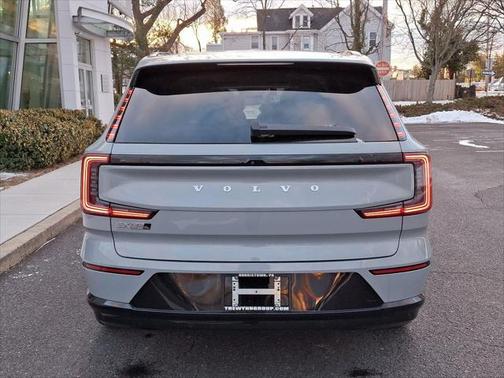 2025 Volvo EX90 Twin Motor Ultra