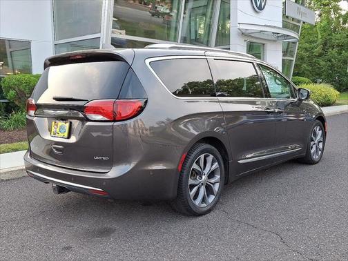 2018 Chrysler Pacifica Limited