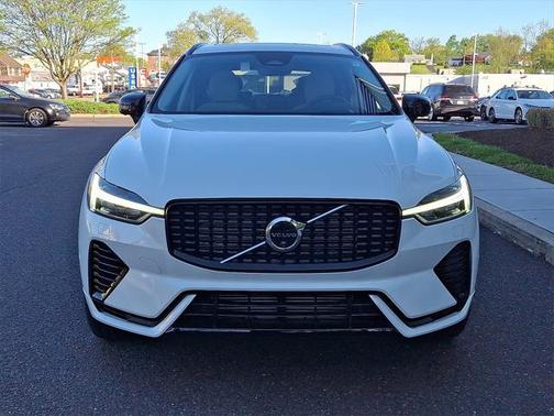 2025 Volvo XC60 Plug-In Hybrid T8 Ultra