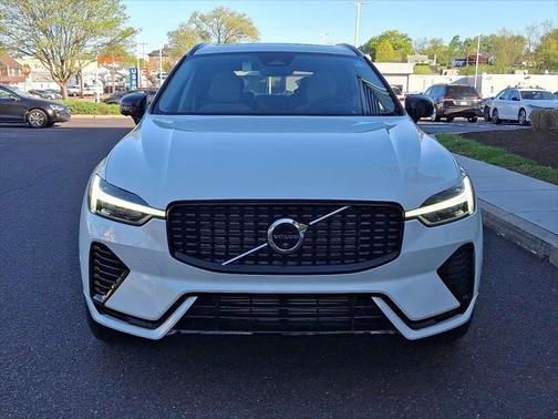 2025 Volvo XC60 Plug-In Hybrid T8 Ultra