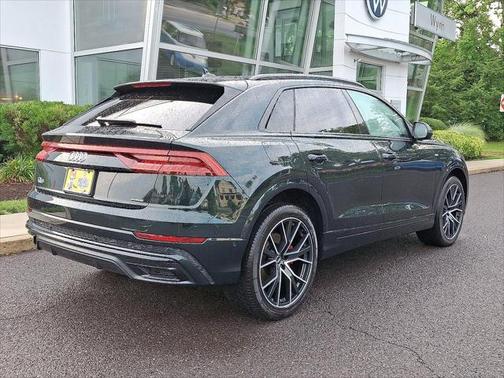 2021 Audi Q8 55 Premium Plus