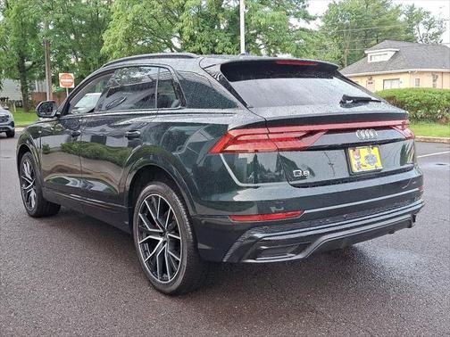 2021 Audi Q8 55 Premium Plus