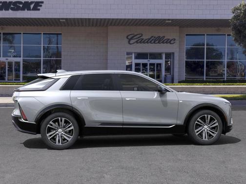 2025 Cadillac LYRIQ Luxury