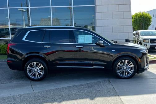 2024 Cadillac XT6 Premium Luxury FWD