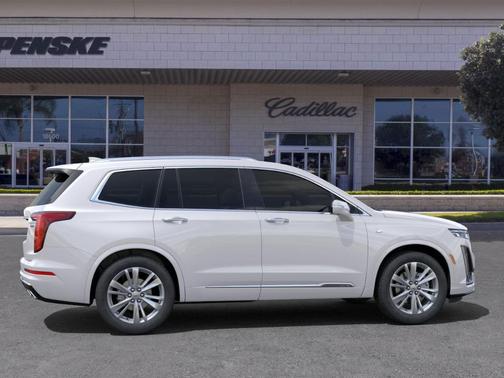 2025 Cadillac XT6 Premium Luxury AWD
