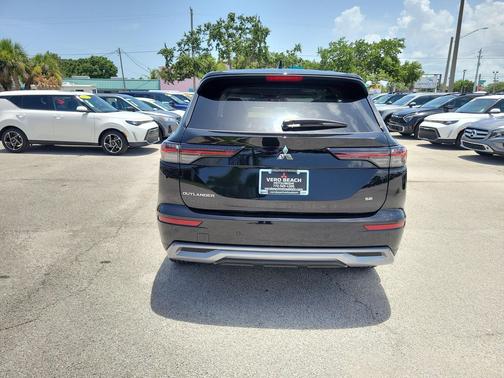 2025 Mitsubishi Outlander SE 2.5 2WD