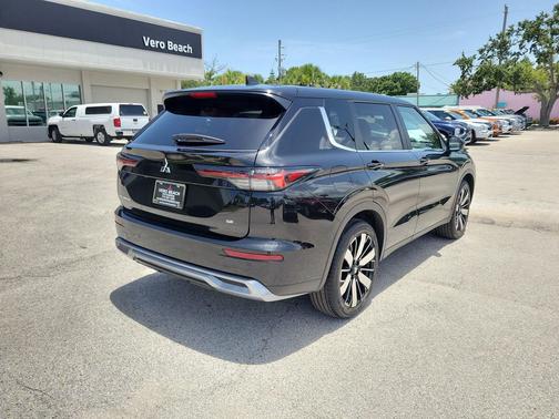 2025 Mitsubishi Outlander SE 2.5 2WD
