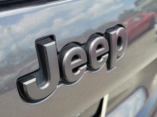 2021 Jeep Cherokee 80th Anniversary FWD
