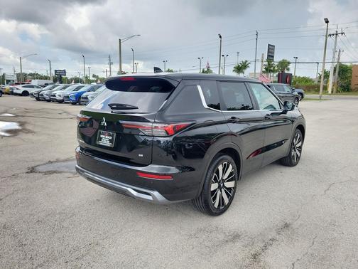 2025 Mitsubishi Outlander SE 2.5 2WD
