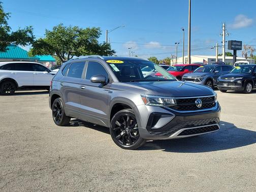 2023 Volkswagen Taos 1.5T SE