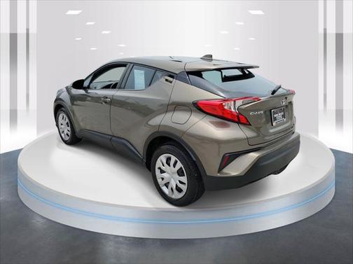 2021 Toyota C-HR LE