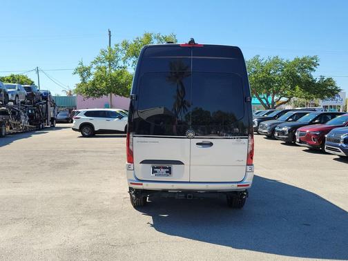 2021 Mercedes-Benz Sprinter 2500 Standard Roof