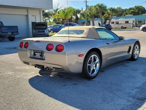 2002 Chevrolet Corvette Base