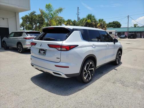 2023 Mitsubishi Outlander SE 2.5 S-AWC